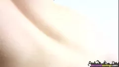 Abspielen Das allererste Pornocasting einer kurvigen Amateurin