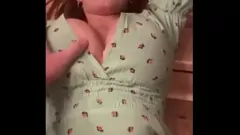 Reproducir Sesión de mierda de la mesa de la cocina de Chloe Lamb Lamb