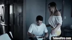 Redare Passiblings prins în acte incestuoase tabu: Blair Williams