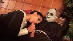 Jouer Avventura sessuale del gruppo anale di Blonde Milf con brune tatuate