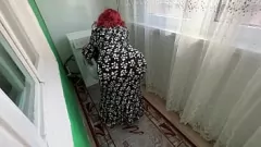 Play Step-Mom Craves Anal Sex: Flaunts Her Big Ass in Front of Son