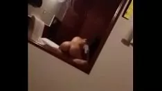 Reproduzir Mi prima les blasta la verga