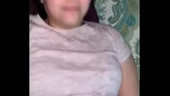 تشغيل شاهد هذه الصديقة اللاتينية المشاغب وهي تمارس الجنس مع قضيب صديقها الكبير بينما تشاهد صديقتها وتمتص كسها، وتنتهي ببخ متفجر