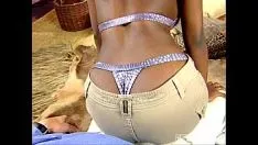 تشغيل Audree jaymes - قم بتخفيف حدة الأسد الاجتماعي