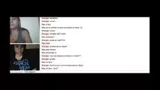 Odtwórz Trollingando a lesbica peddleo uns peitinhos z akcentem;cil uauaua brbr