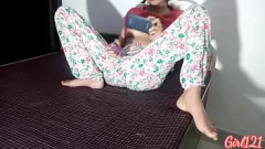 Play Desi Girl Caught Masturbating: Real Indian Amateur Exposed